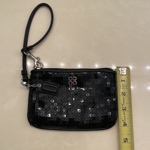 Y2K Coach wristlet - Picture 6 of 6